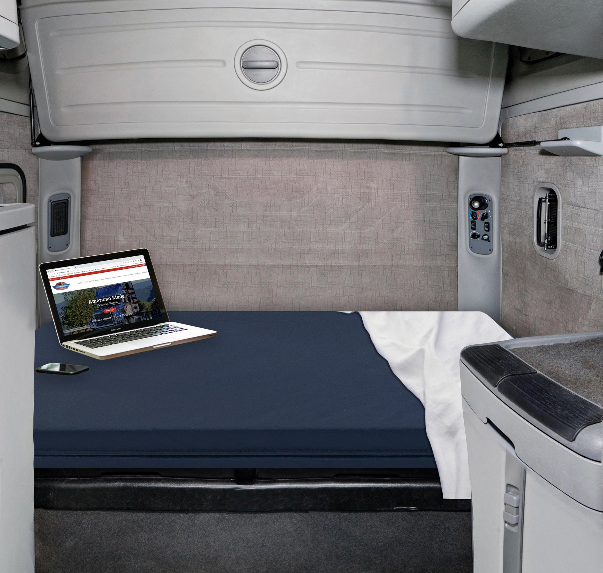 Western Road Sleeper Multi-Density Foam Truck Mattress